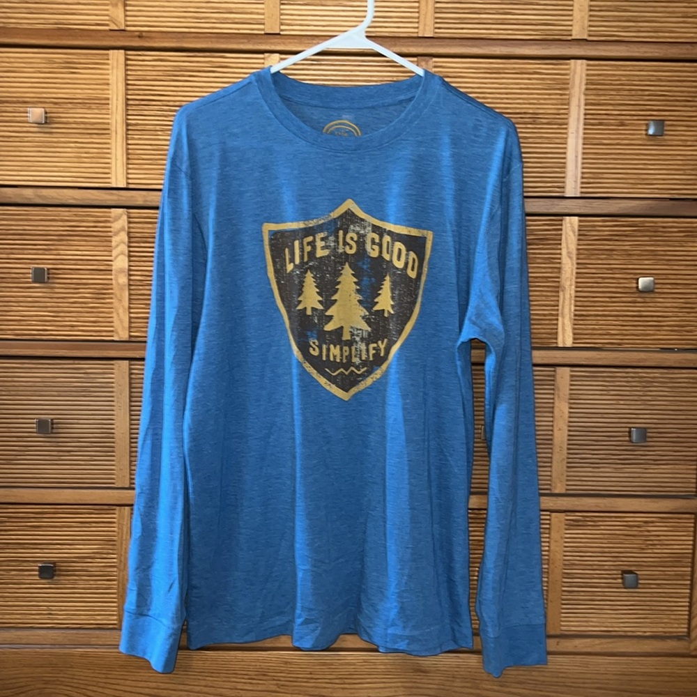 LIFE IS GOOD SIMPLIFY LONG SLEEVE TEE